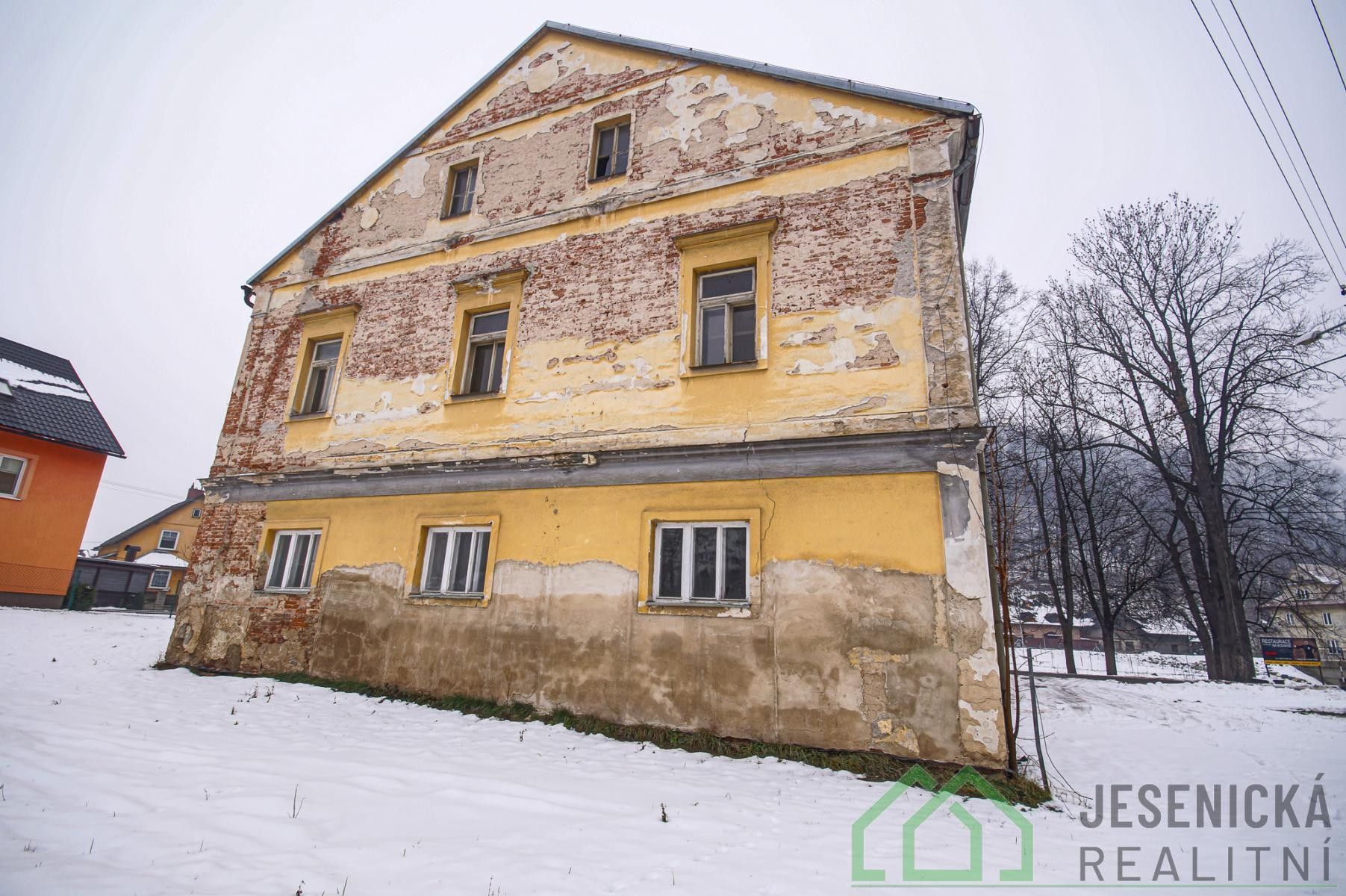Prodej komerčního prostoru 240 m² - foto 3