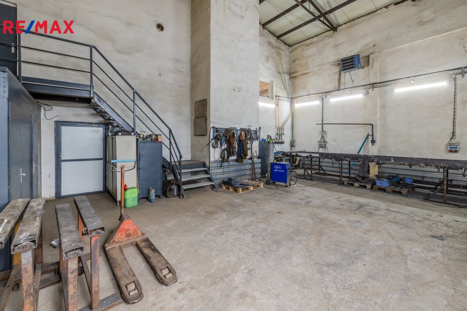 Prodej komerčního prostoru 1 m² - foto 11