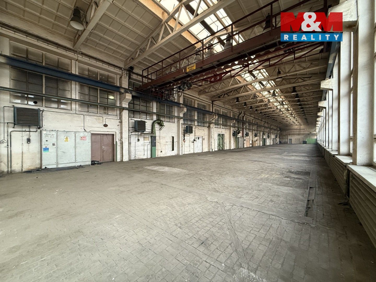 Pronájem komerčního prostoru 1062 m² - foto 4