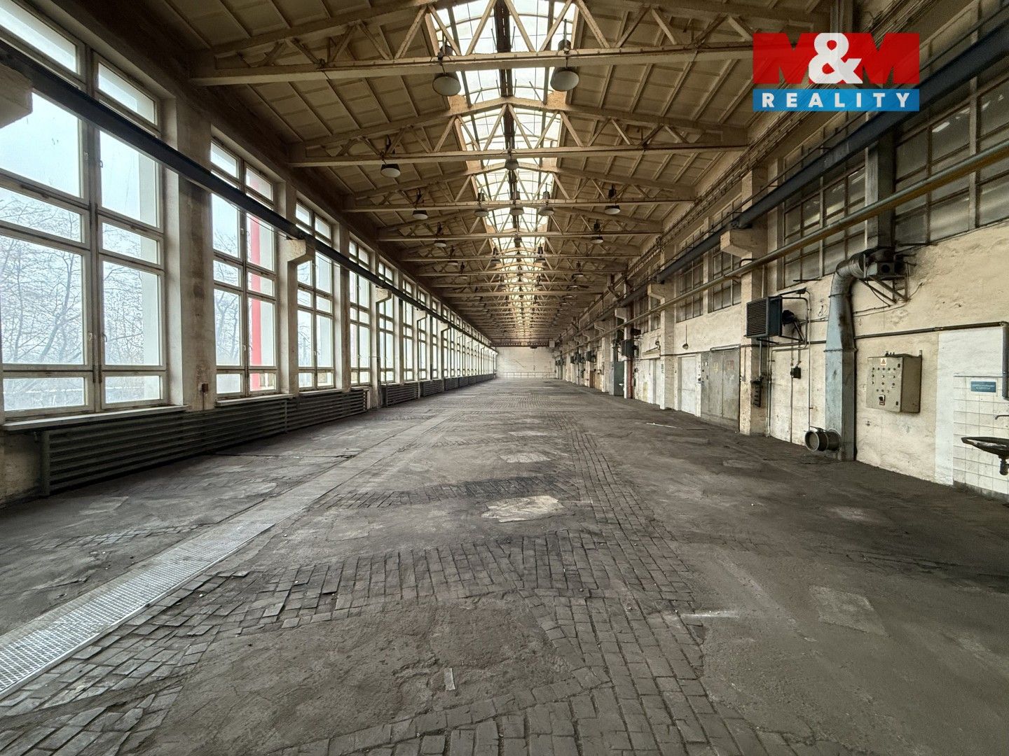 Pronájem komerčního prostoru 1062 m² - foto 5
