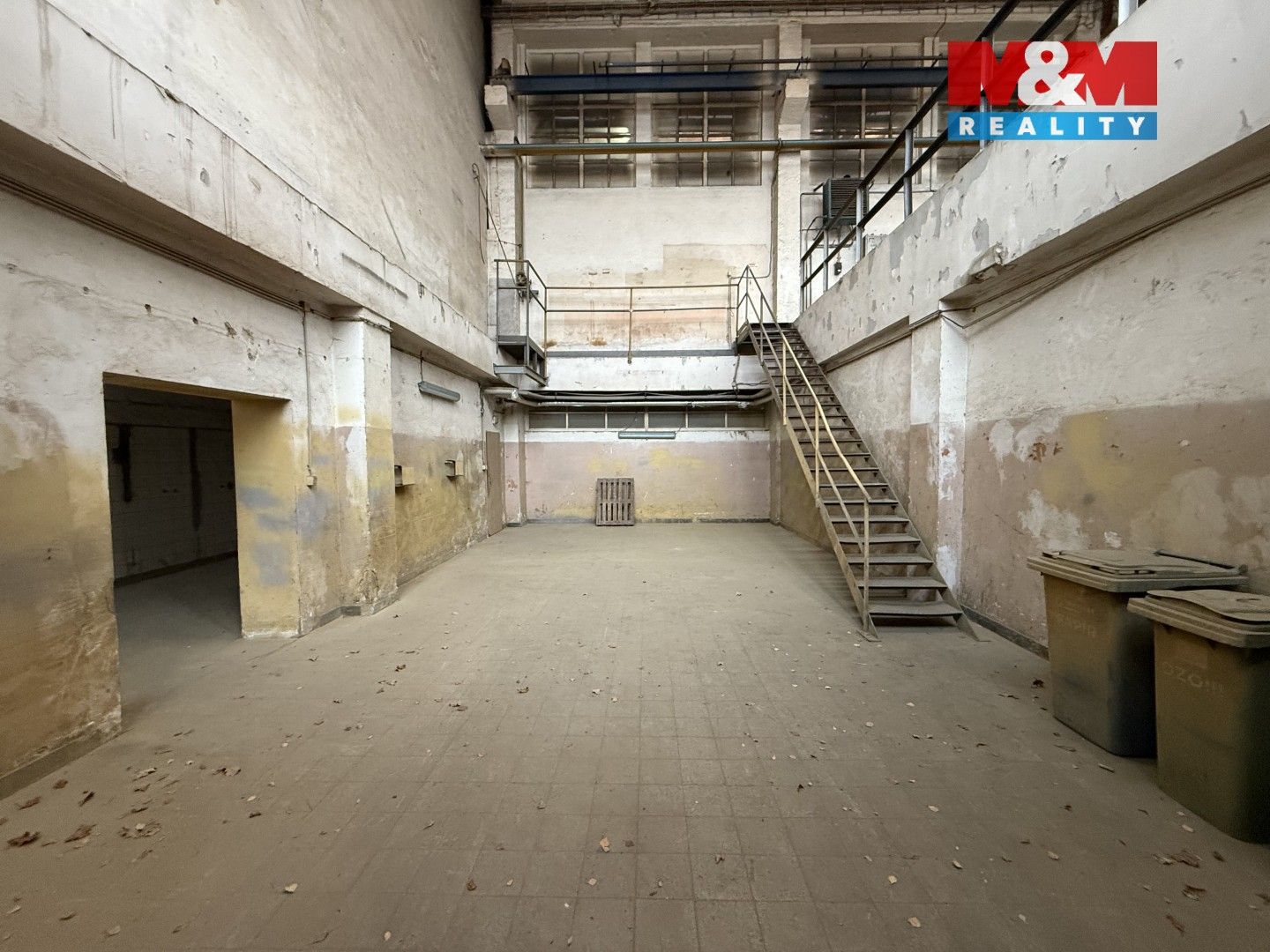 Pronájem komerčního prostoru 1062 m² - foto 8