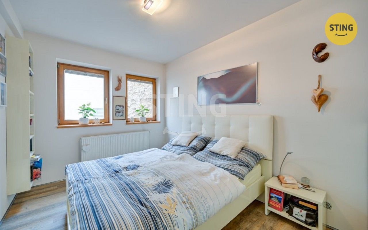 Prodej komerčního prostoru 102 m² - foto 14