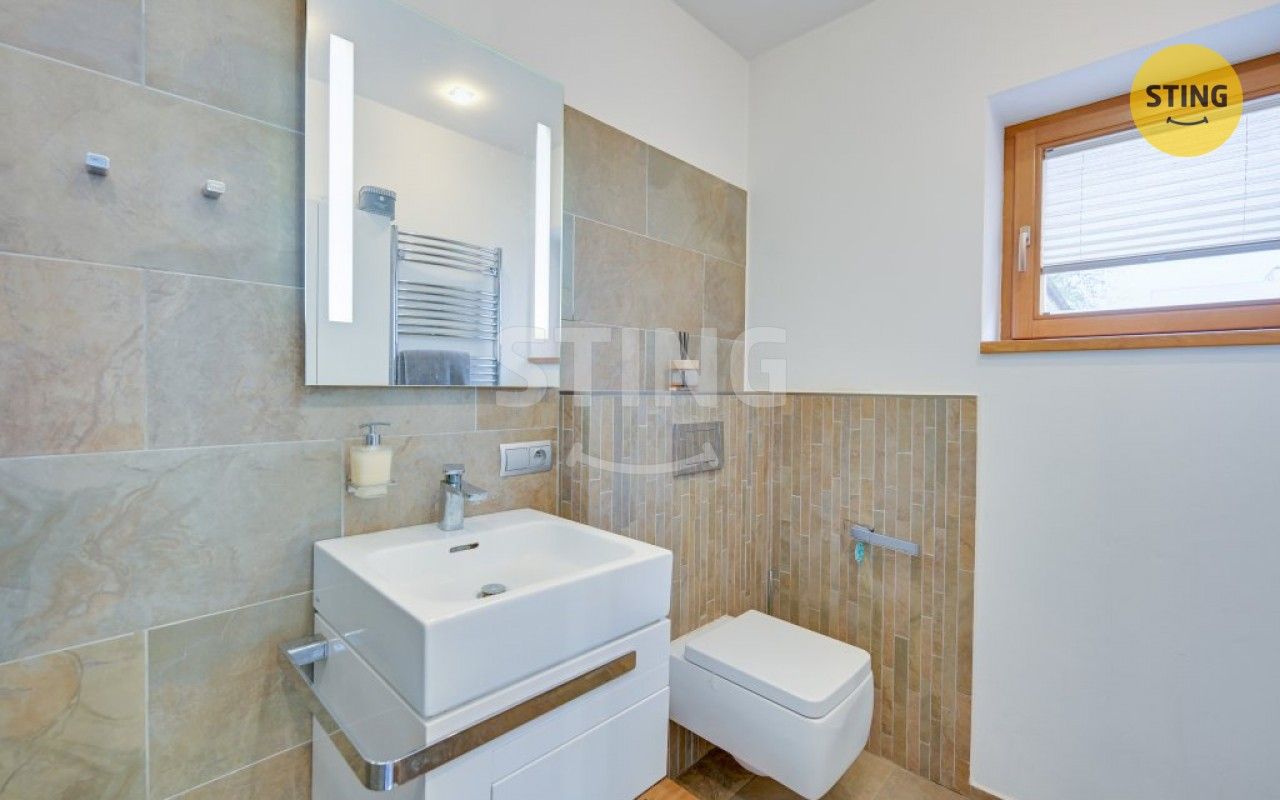 Prodej komerčního prostoru 102 m² - foto 20