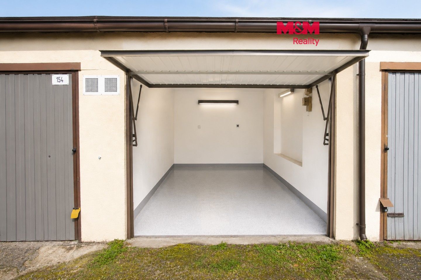 Prodej nemovitosti 18 m² - foto 1