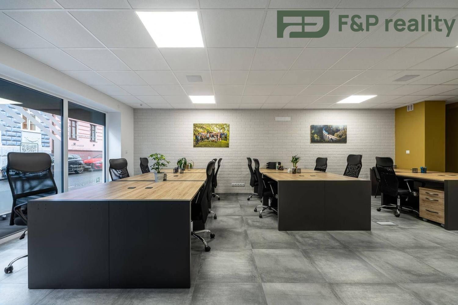 Pronájem komerčního prostoru 133 m² - foto 3