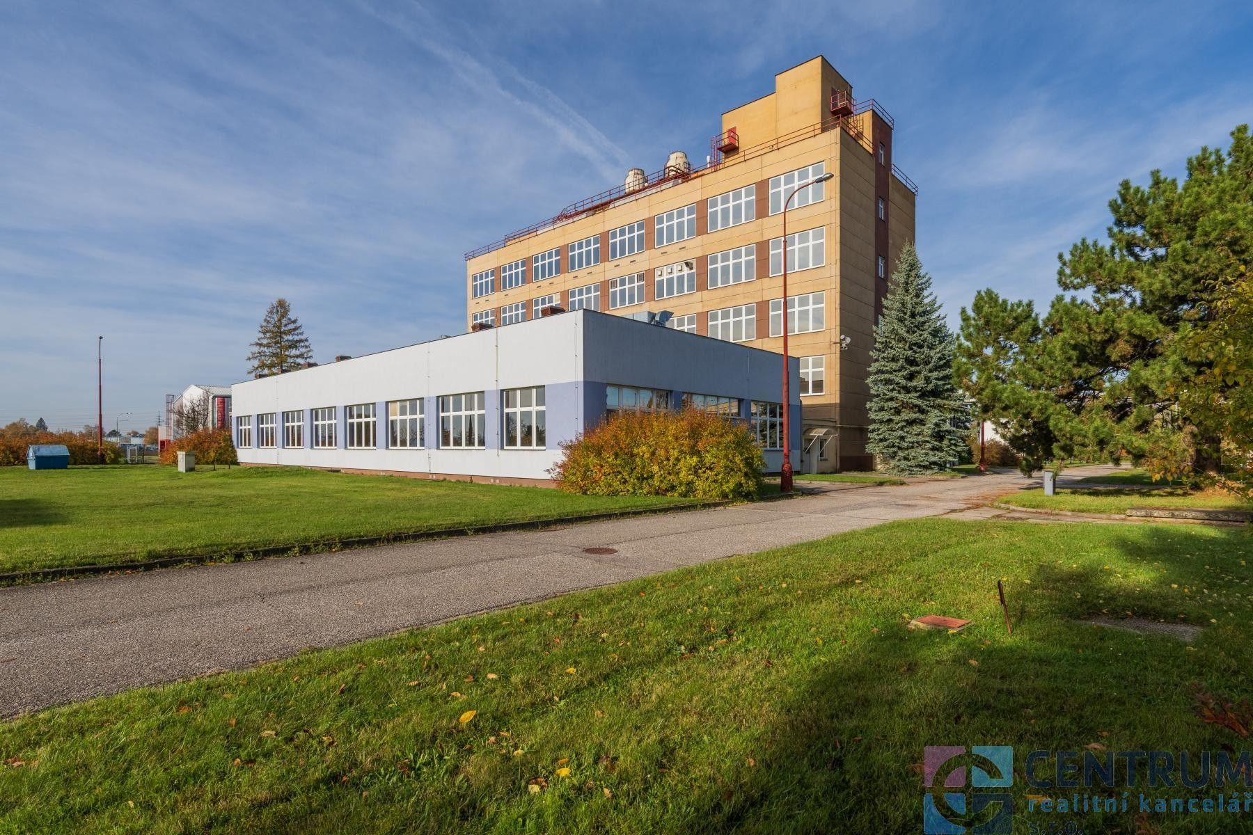 Pronájem komerčního prostoru 583 m² - foto 2