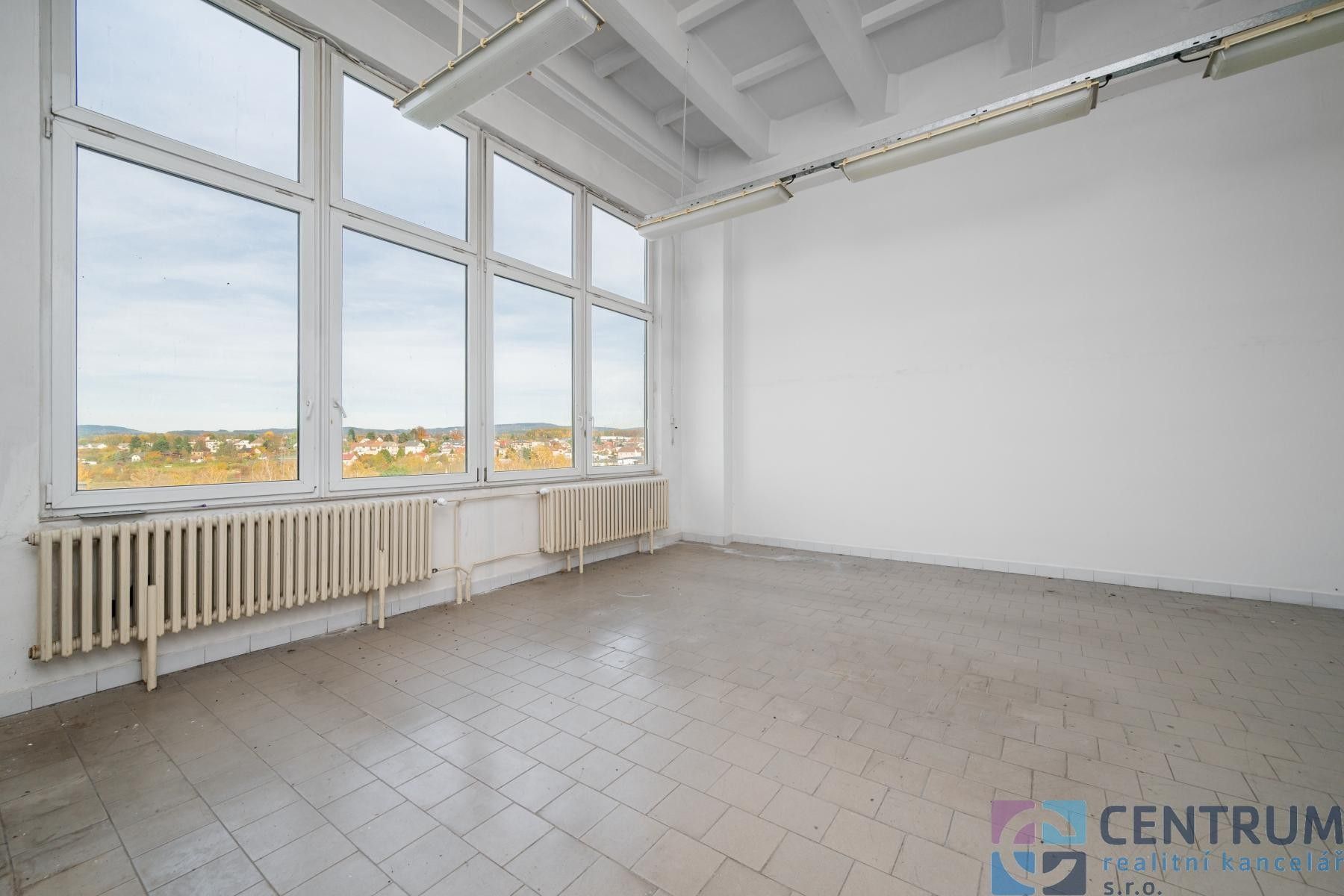 Pronájem komerčního prostoru 583 m² - foto 5