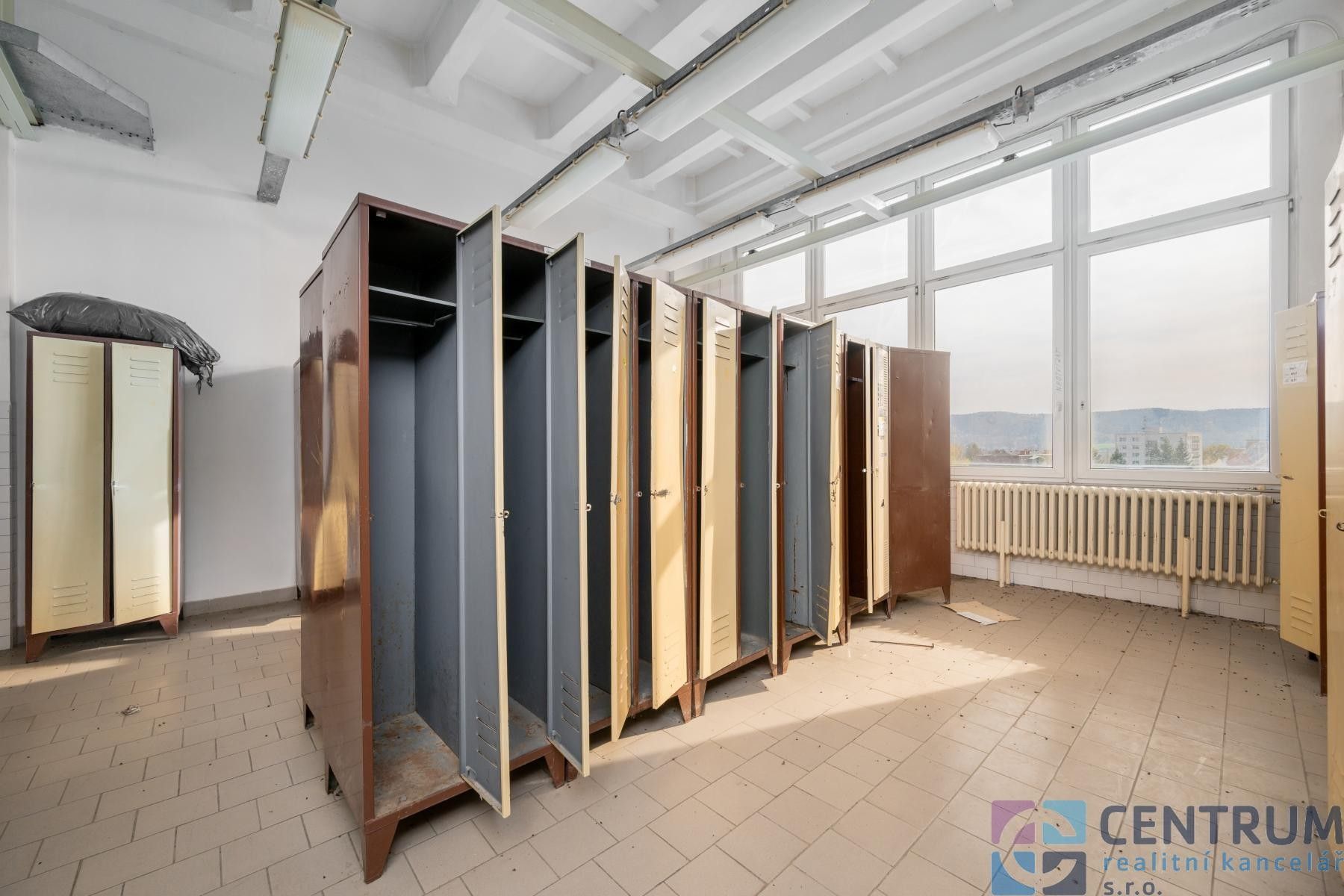 Pronájem komerčního prostoru 583 m² - foto 12