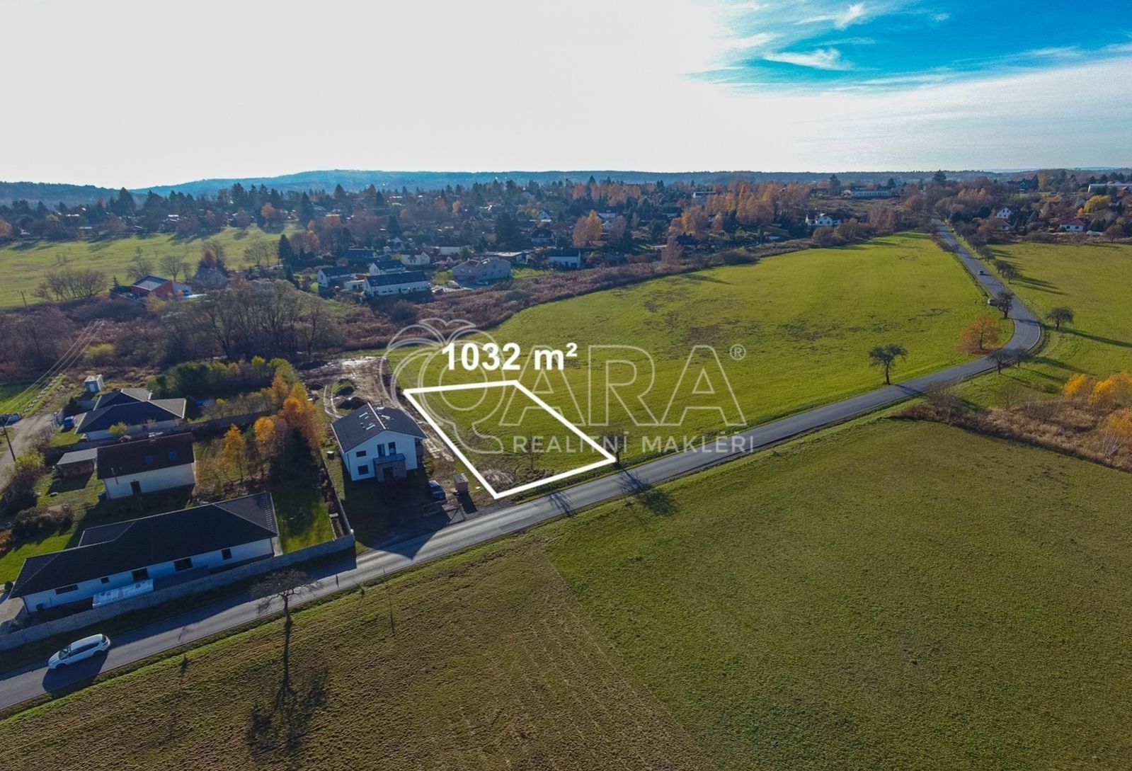 Prodej pozemku 1032 m² - foto 4