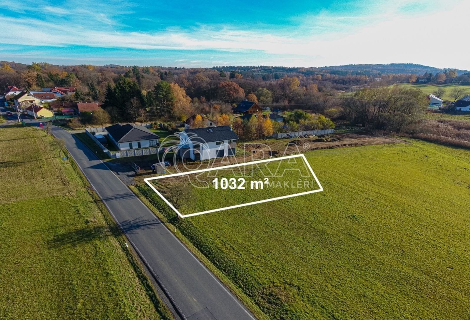 Prodej pozemku 1032 m² - foto 5