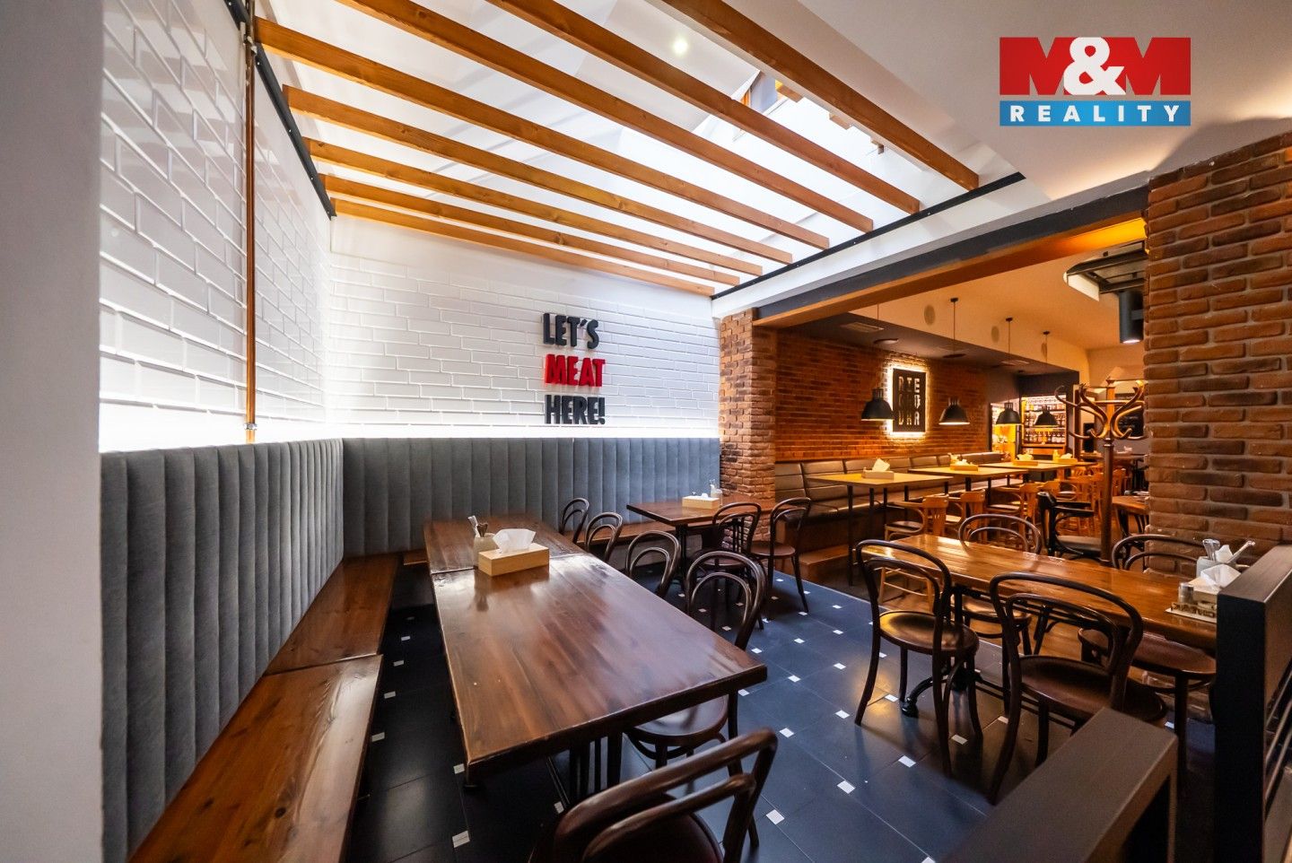 Prodej komerčního prostoru 890 m² - foto 23