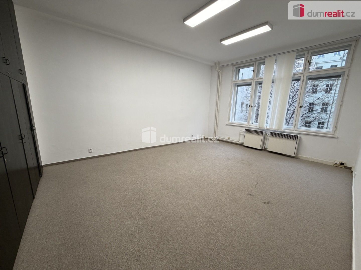 Pronájem komerčního prostoru 143 m² - foto 5