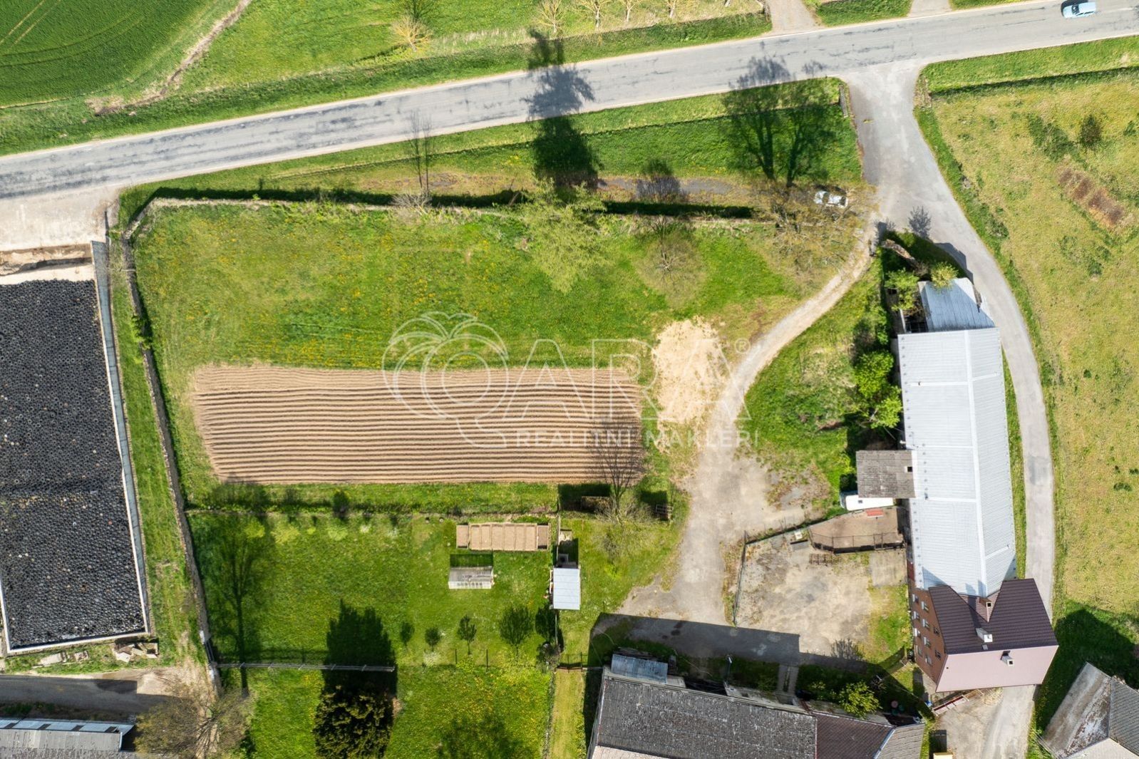 Prodej komerčního prostoru 260 m² - foto 12