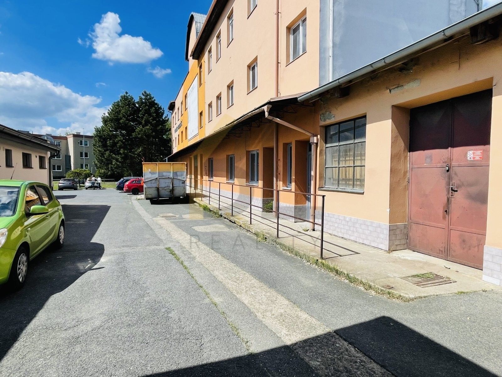 Pronájem komerčního prostoru 250 m² - foto 7