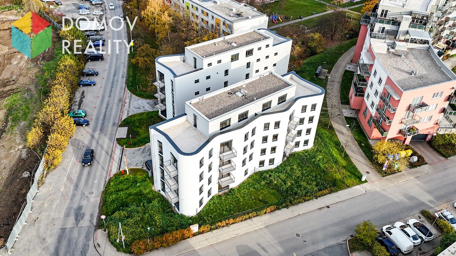Pronájem bytu 2+kk 68 m² - foto 1
