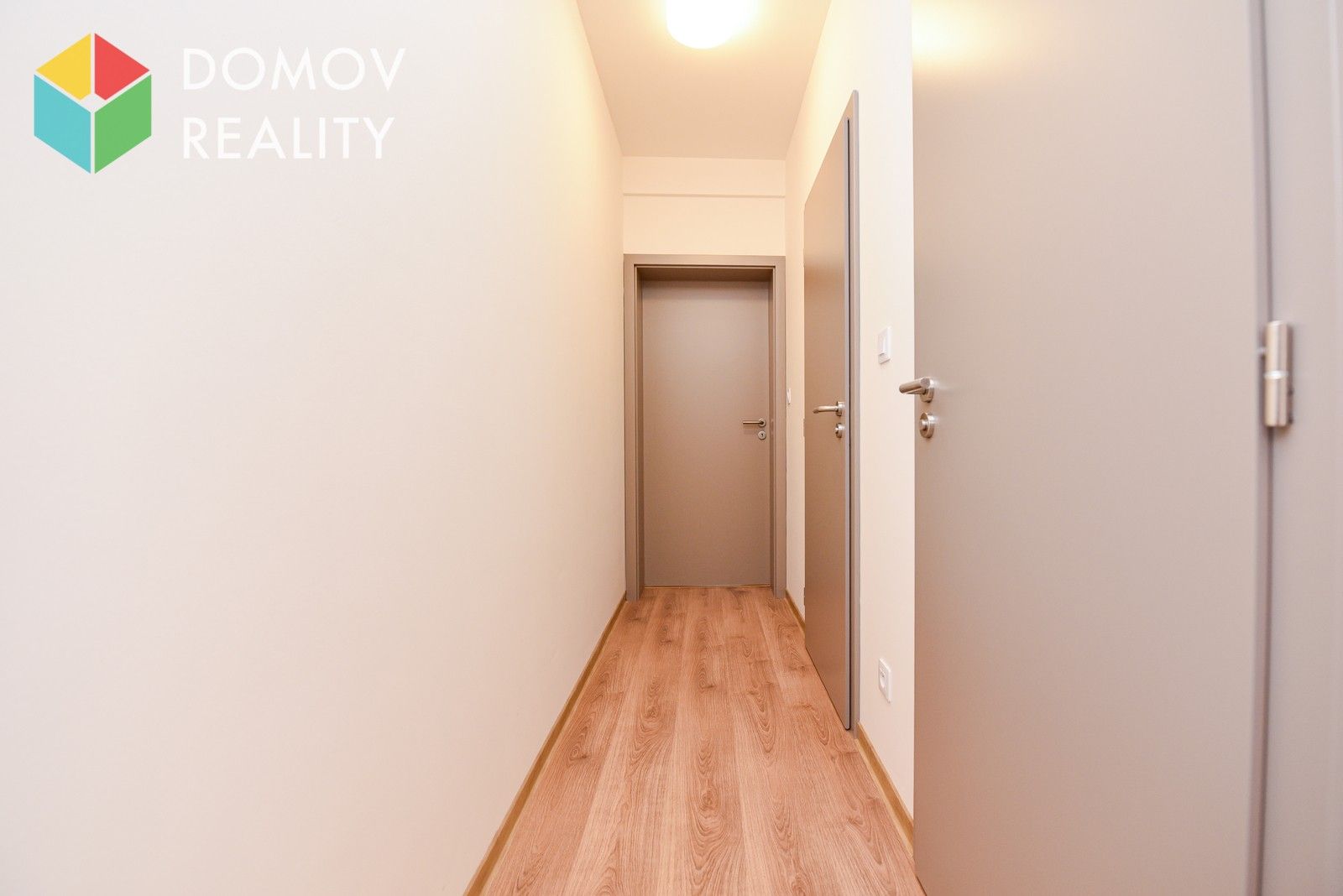 Pronájem bytu 2+kk 68 m² - foto 12
