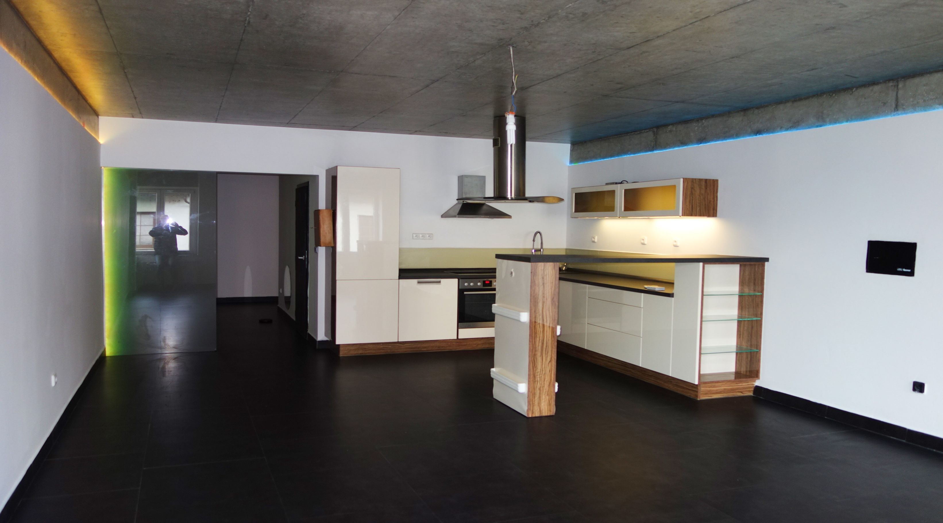 Prodej bytu 2+kk 98 m² - foto 4