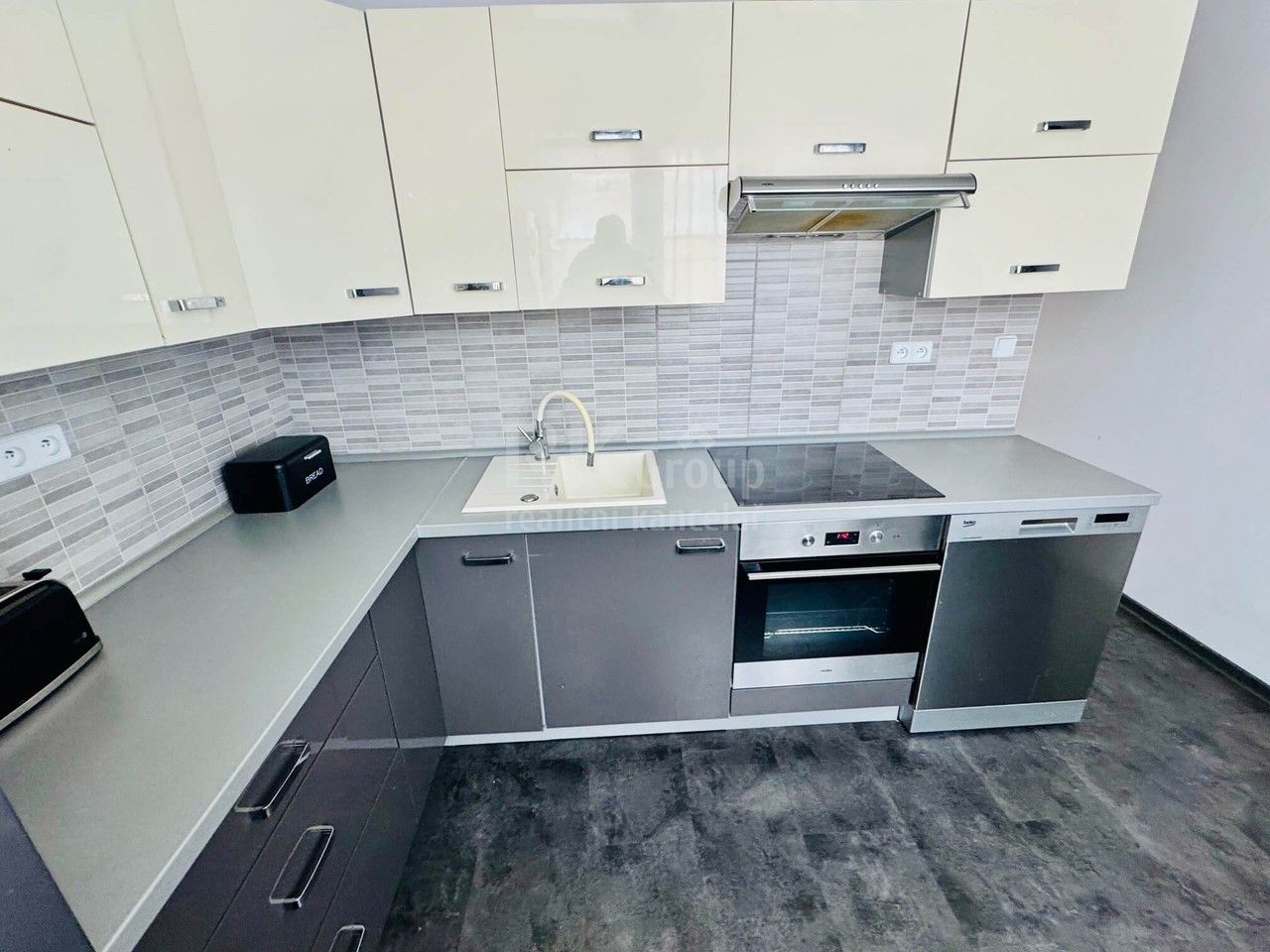 Prodej bytu 3+1 80 m² - foto 6