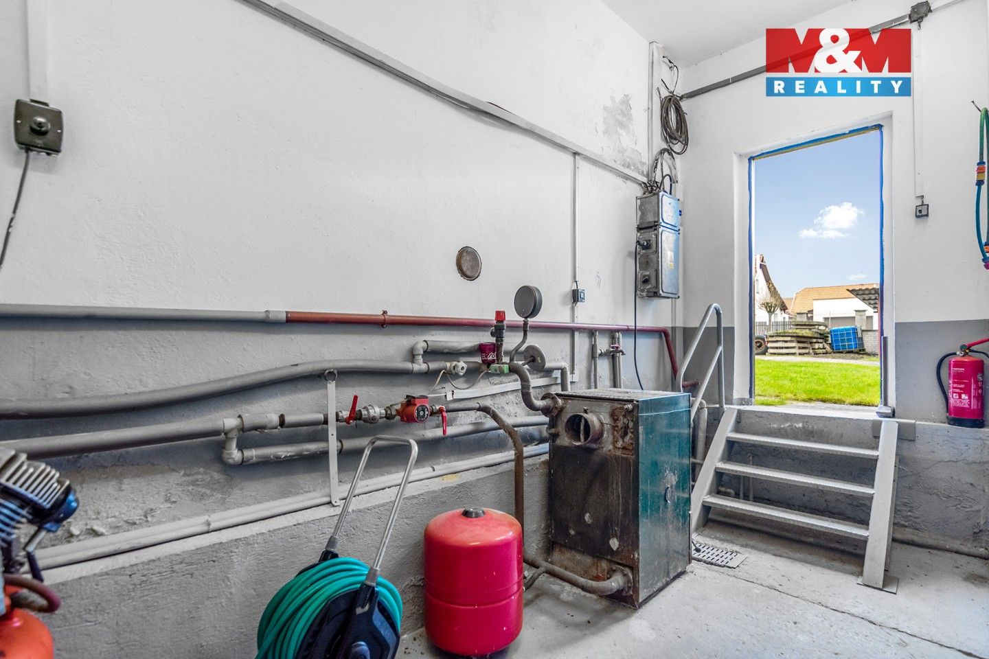 Pronájem komerčního prostoru 2357 m² - foto 8