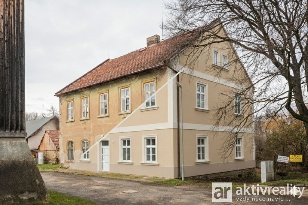 Prodej komerčního prostoru 420 m² - foto 1