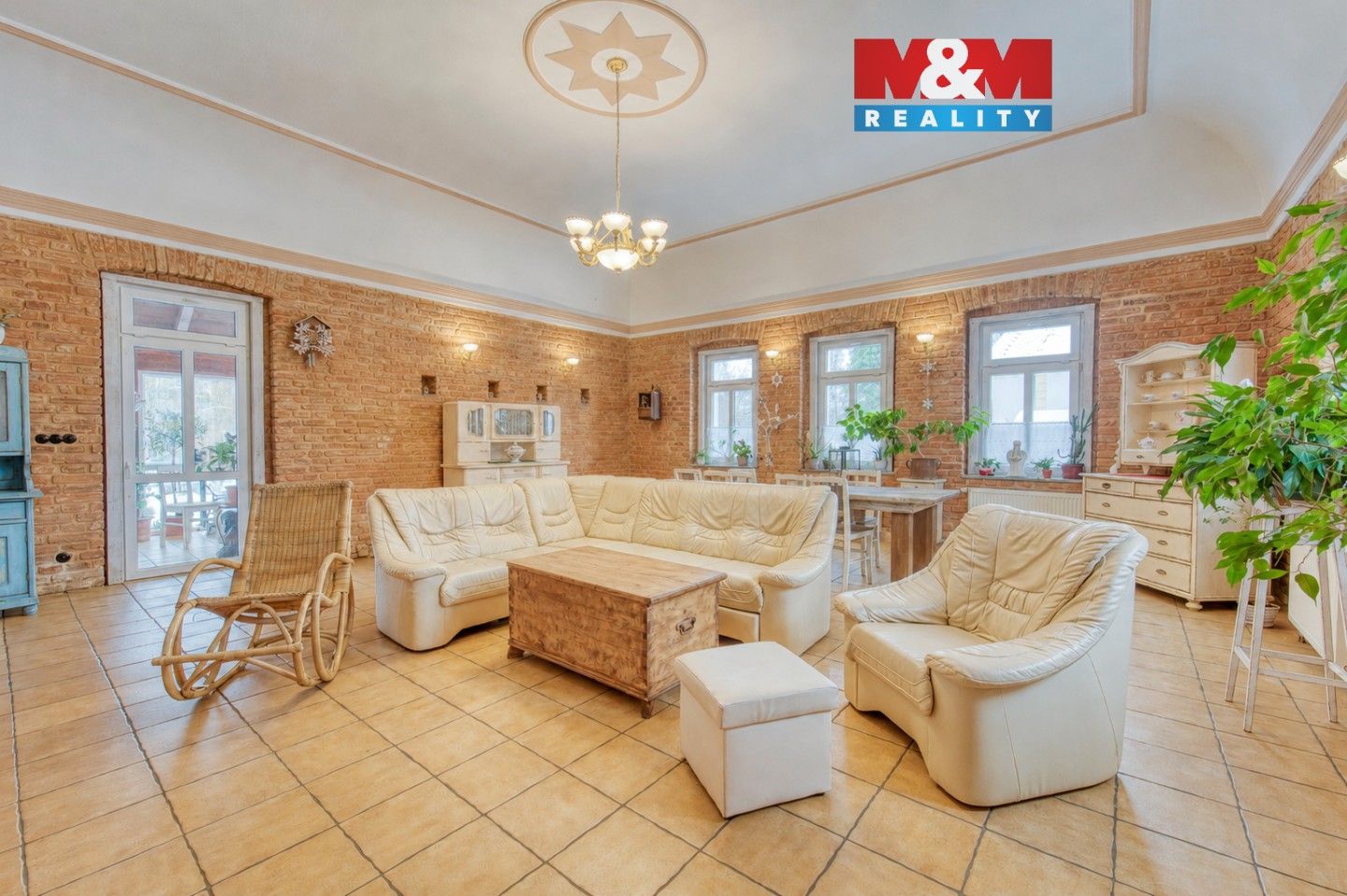 Prodej domu 433 m² - foto 1