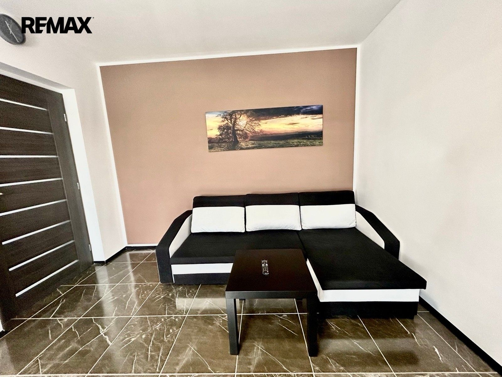 Pronájem bytu 2+kk 40 m² - foto 4