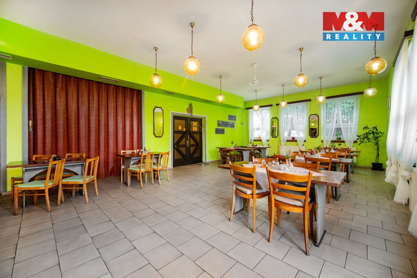 Prodej komerčního prostoru 1024 m² - foto 4