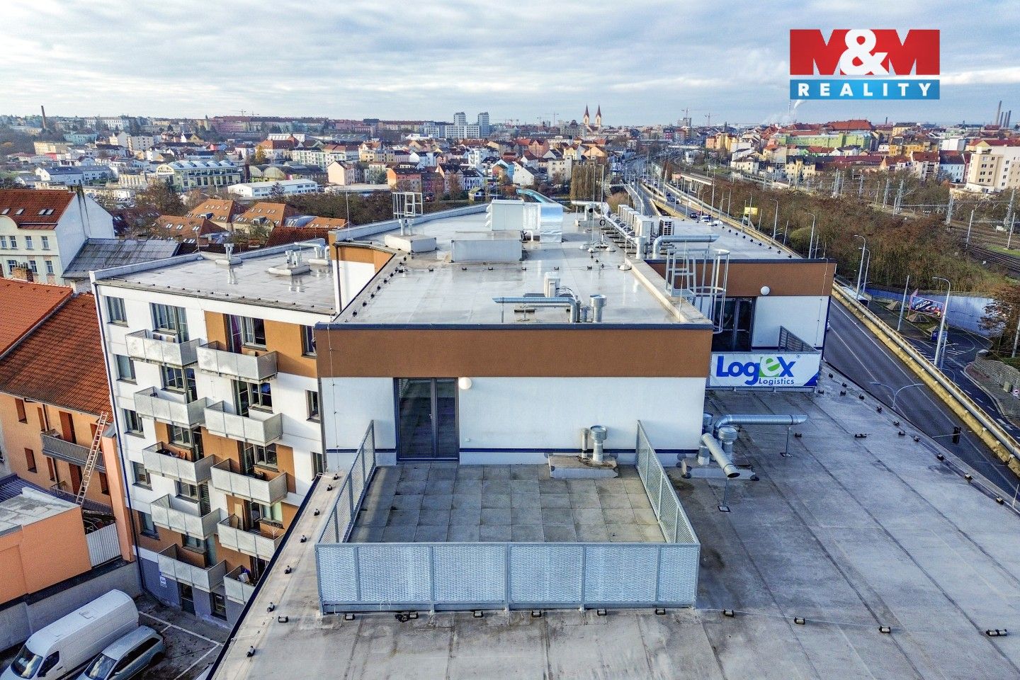 Pronájem bytu 2+kk 78 m² - foto 17