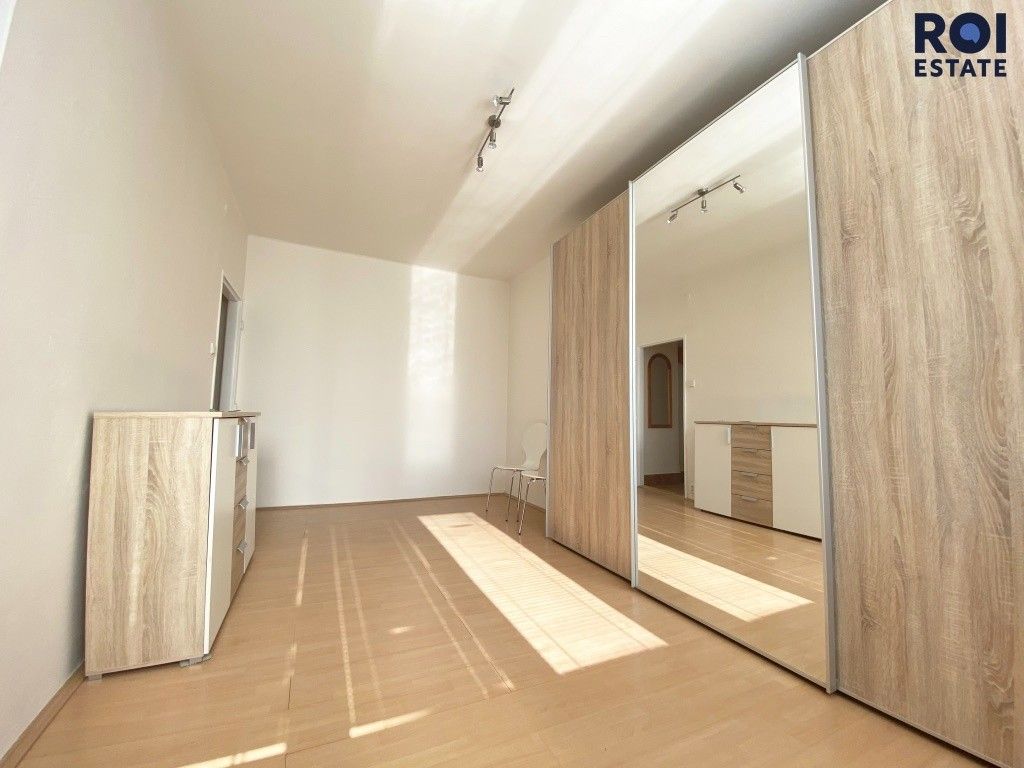 Pronájem bytu 1+kk 24 m² - foto 4