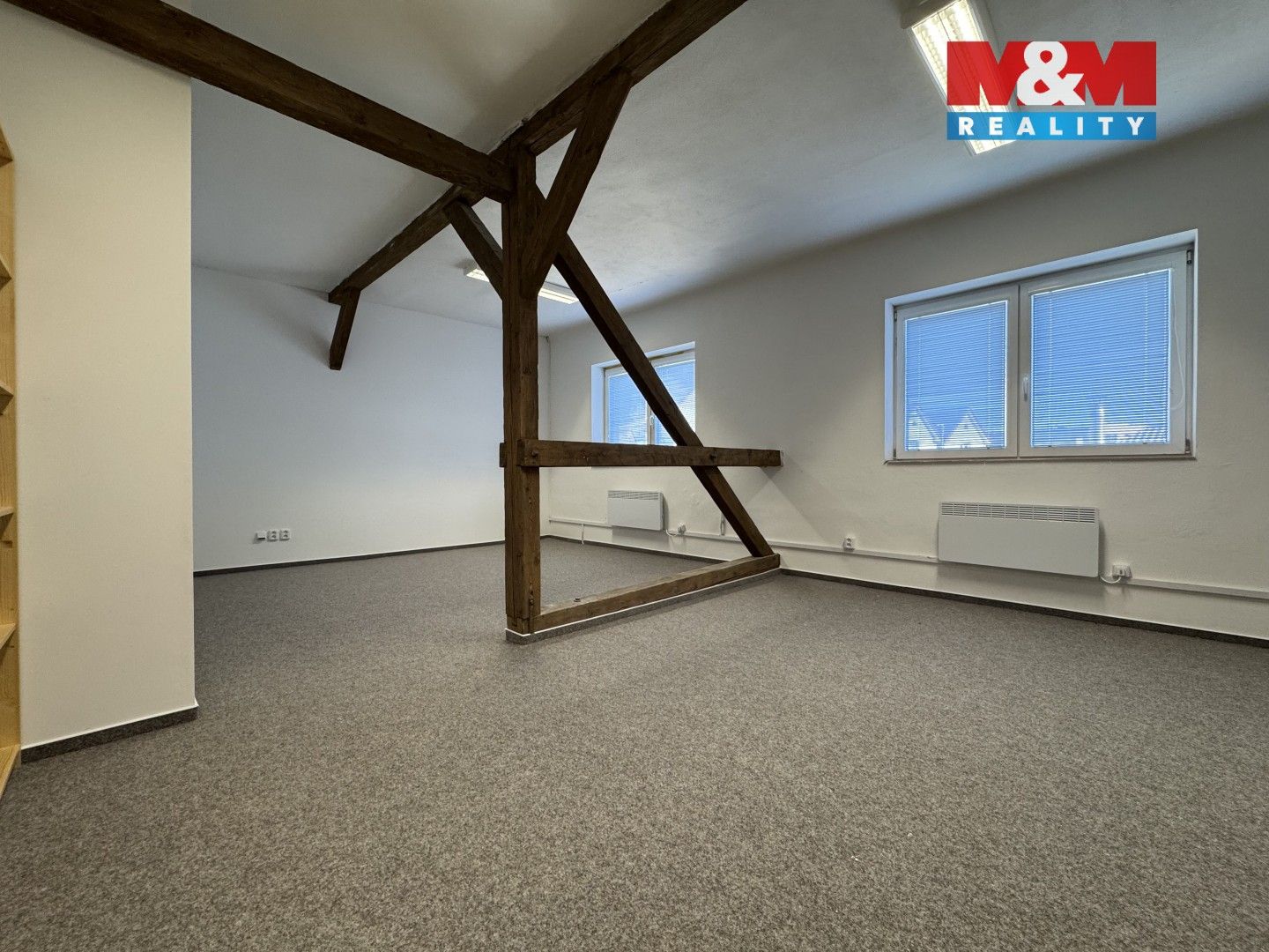 Pronájem komerčního prostoru 251 m² - foto 6