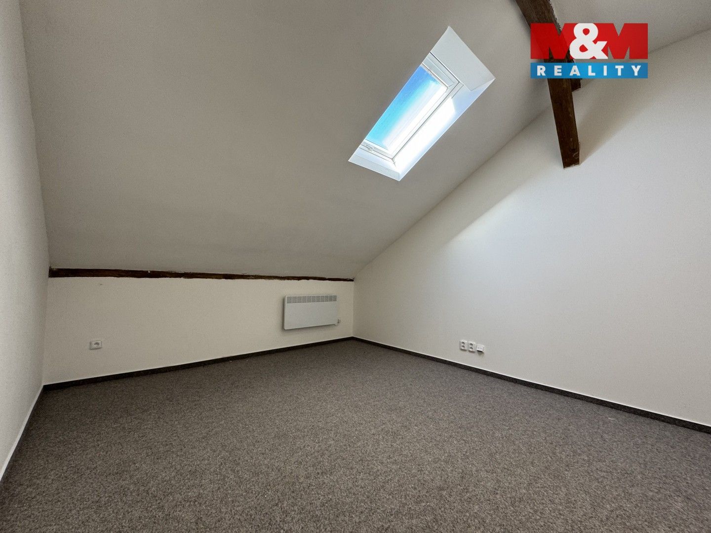 Pronájem komerčního prostoru 251 m² - foto 13
