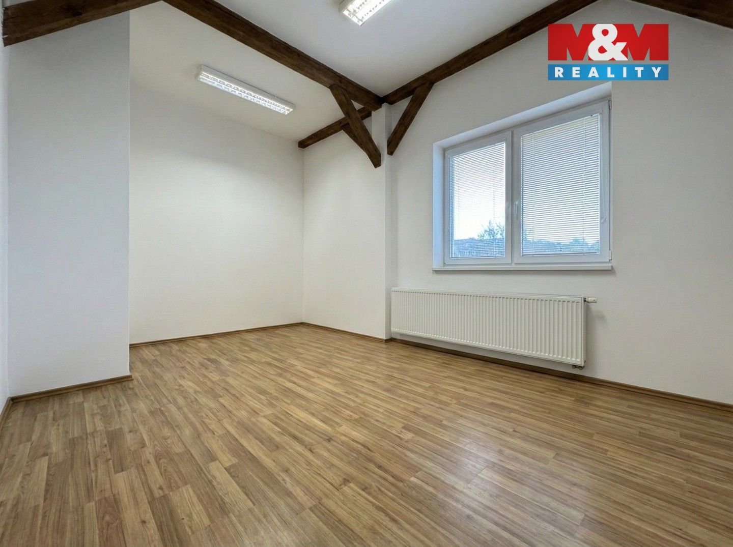 Pronájem komerčního prostoru 251 m² - foto 11
