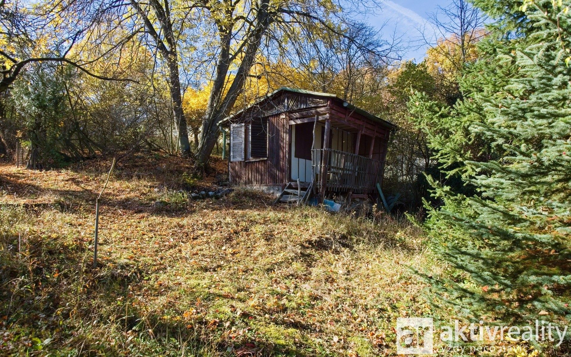 Prodej pozemku 2116 m² - foto 1