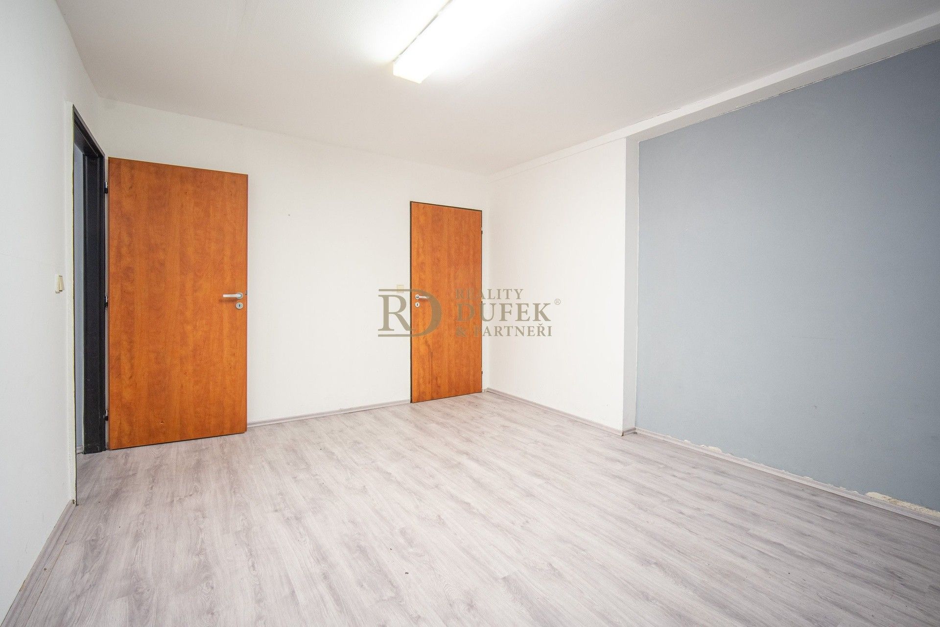 Pronájem komerčního prostoru 1398 m² - foto 13