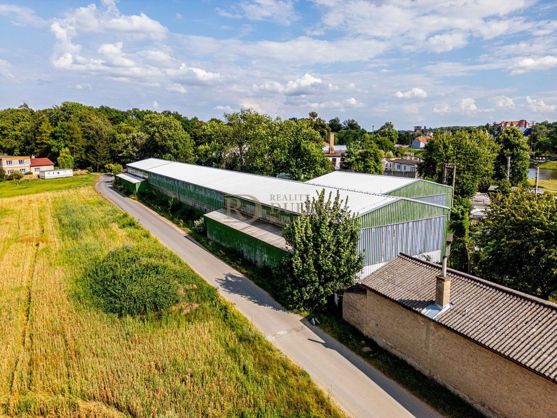 Pronájem komerčního prostoru 1398 m² - foto 15