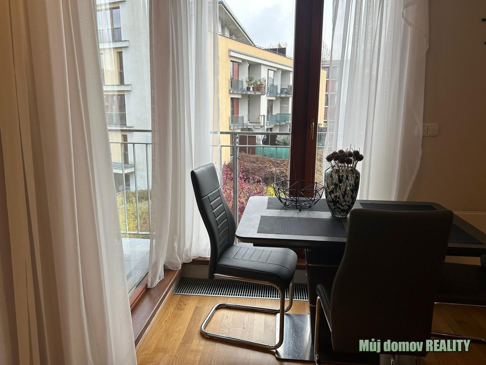 Pronájem bytu 2+kk 67 m² - foto 8