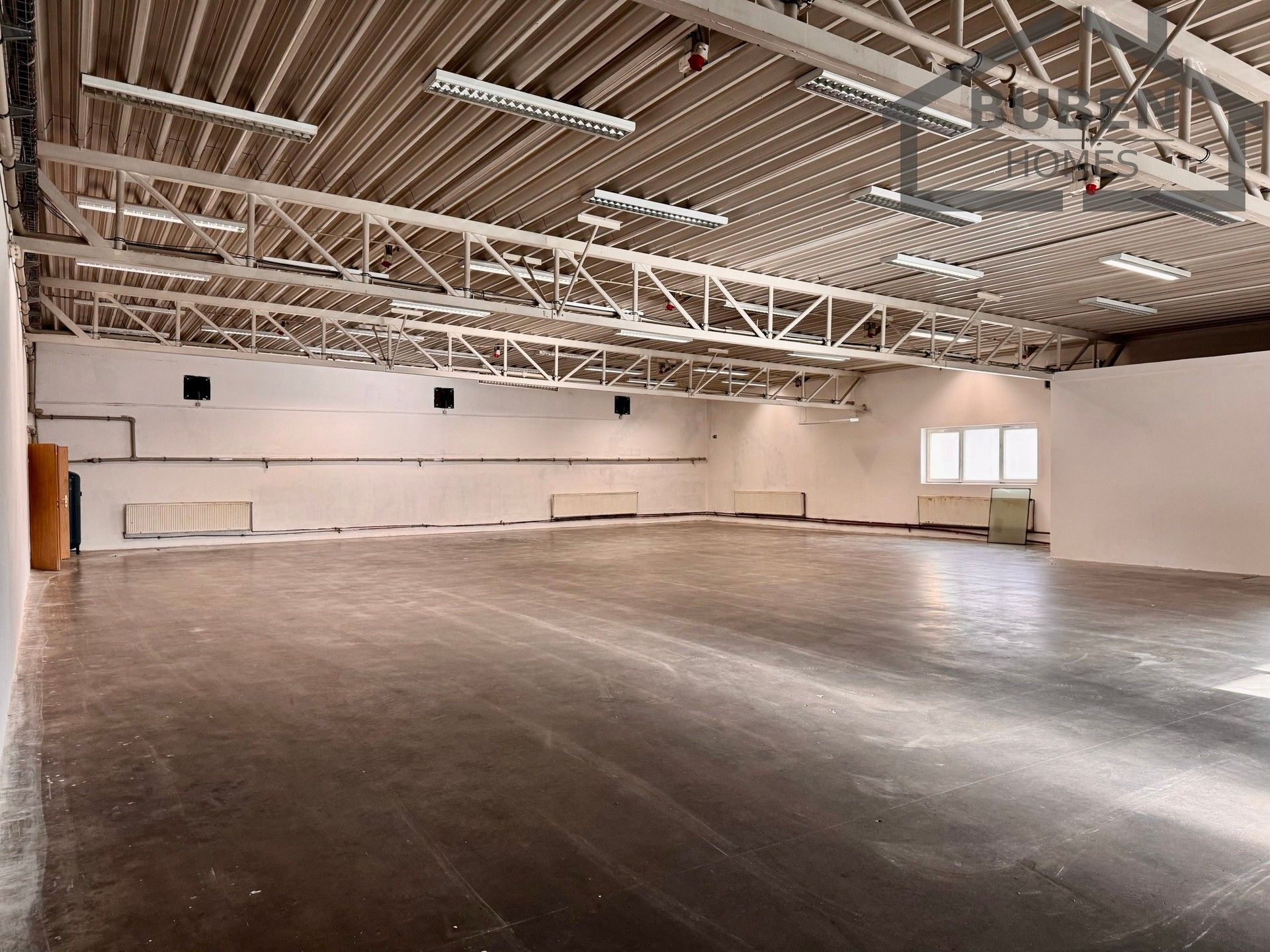 Pronájem komerčního prostoru 613 m² - foto 13