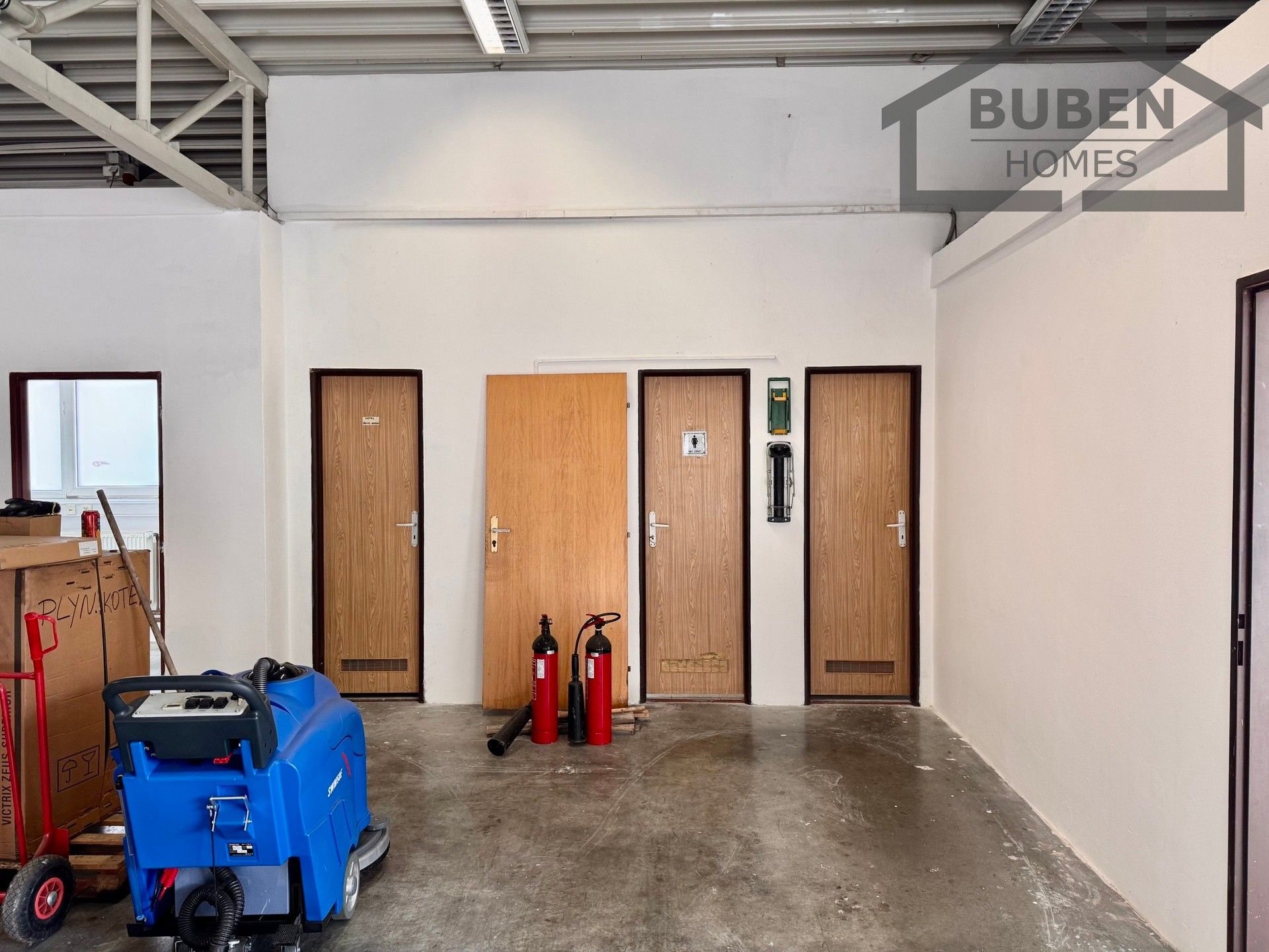 Pronájem komerčního prostoru 613 m² - foto 24