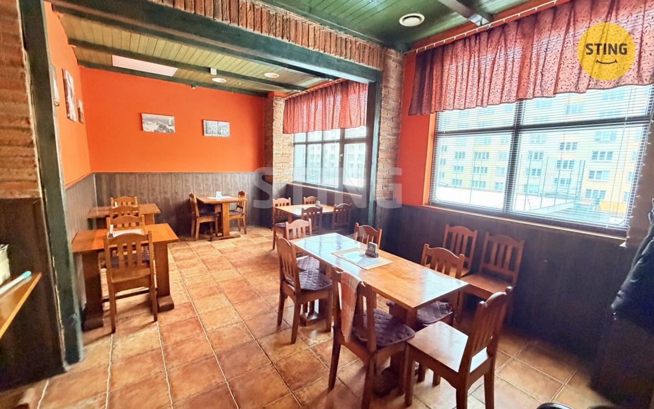 Prodej komerčního prostoru 320 m² - foto 8