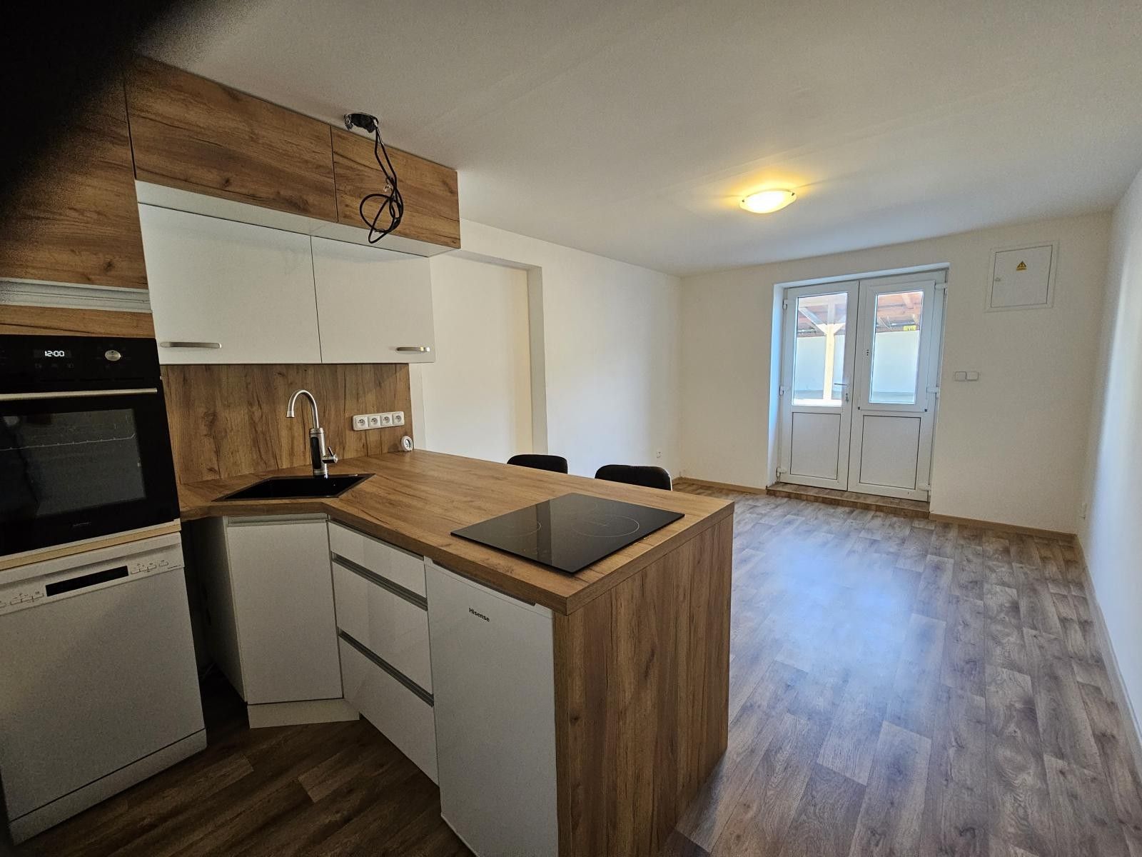 Prodej bytu 1+1 41 m² - foto 4