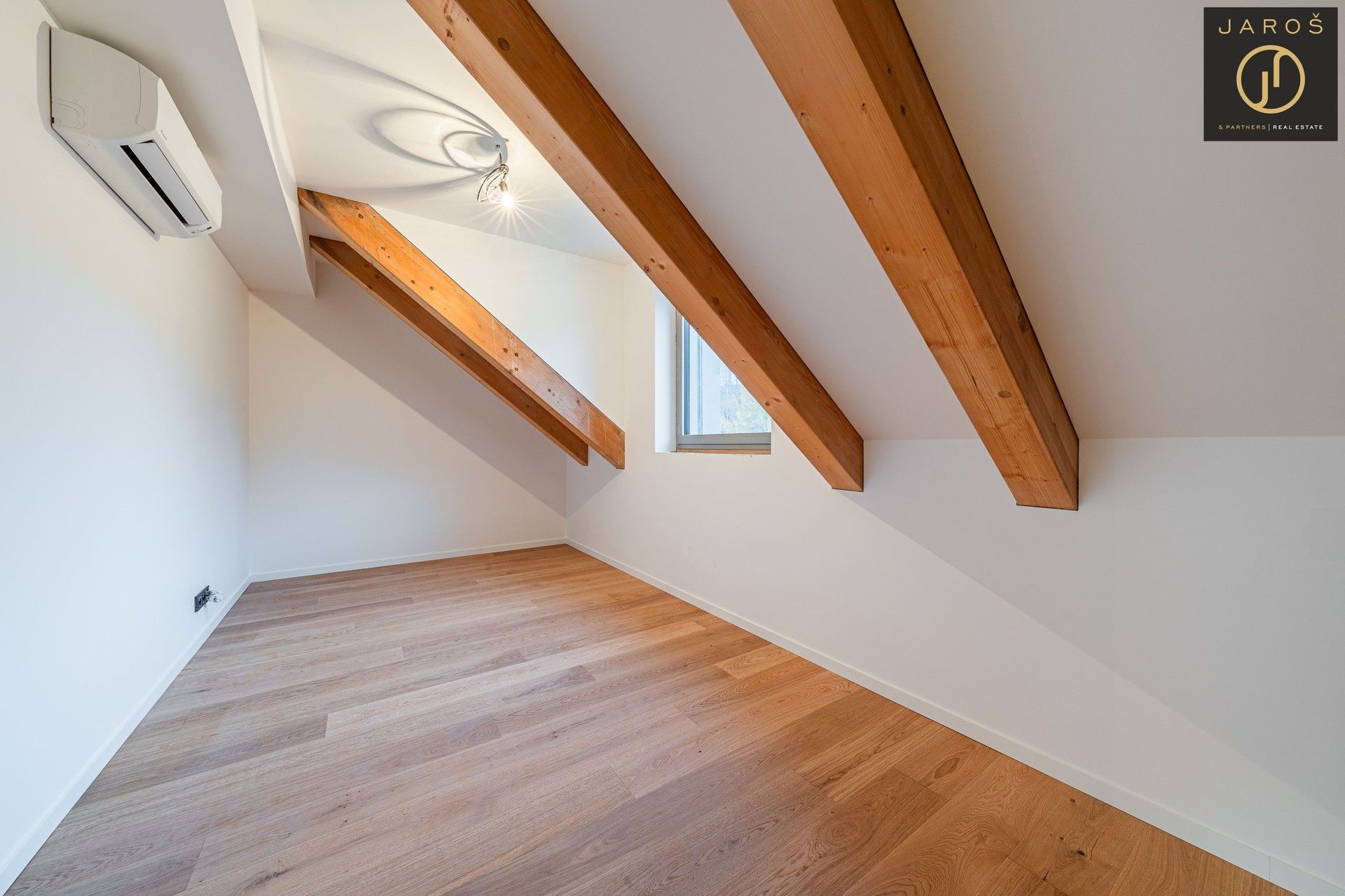 Prodej komerčního prostoru 121 m² - foto 14