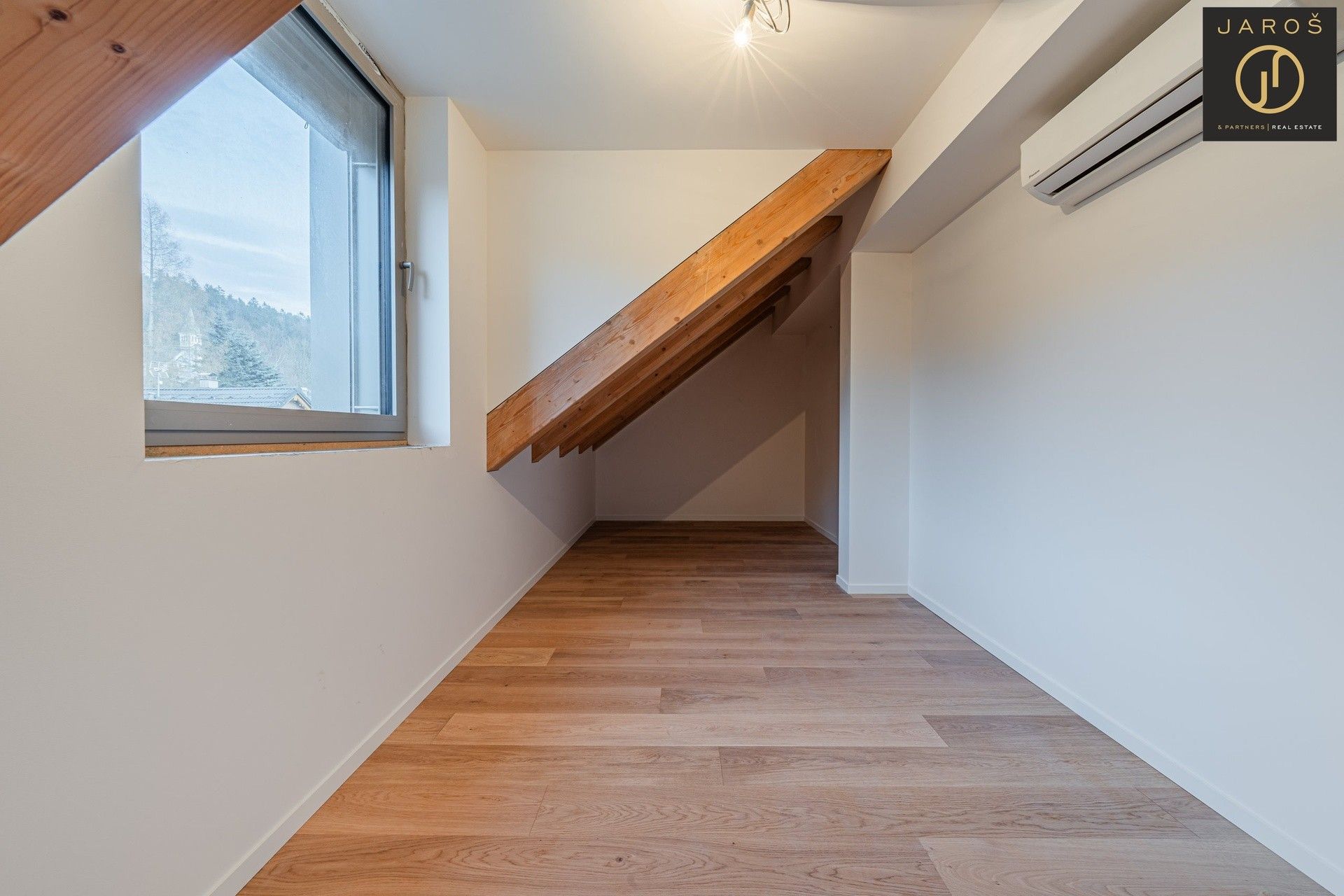 Prodej komerčního prostoru 121 m² - foto 15