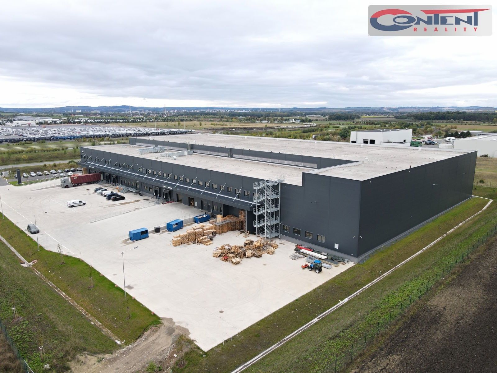 Pronájem komerčního prostoru 3000 m² - foto 10