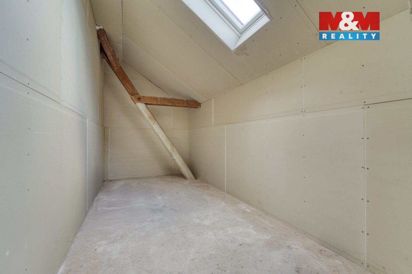 Prodej domu 252 m² - foto 4