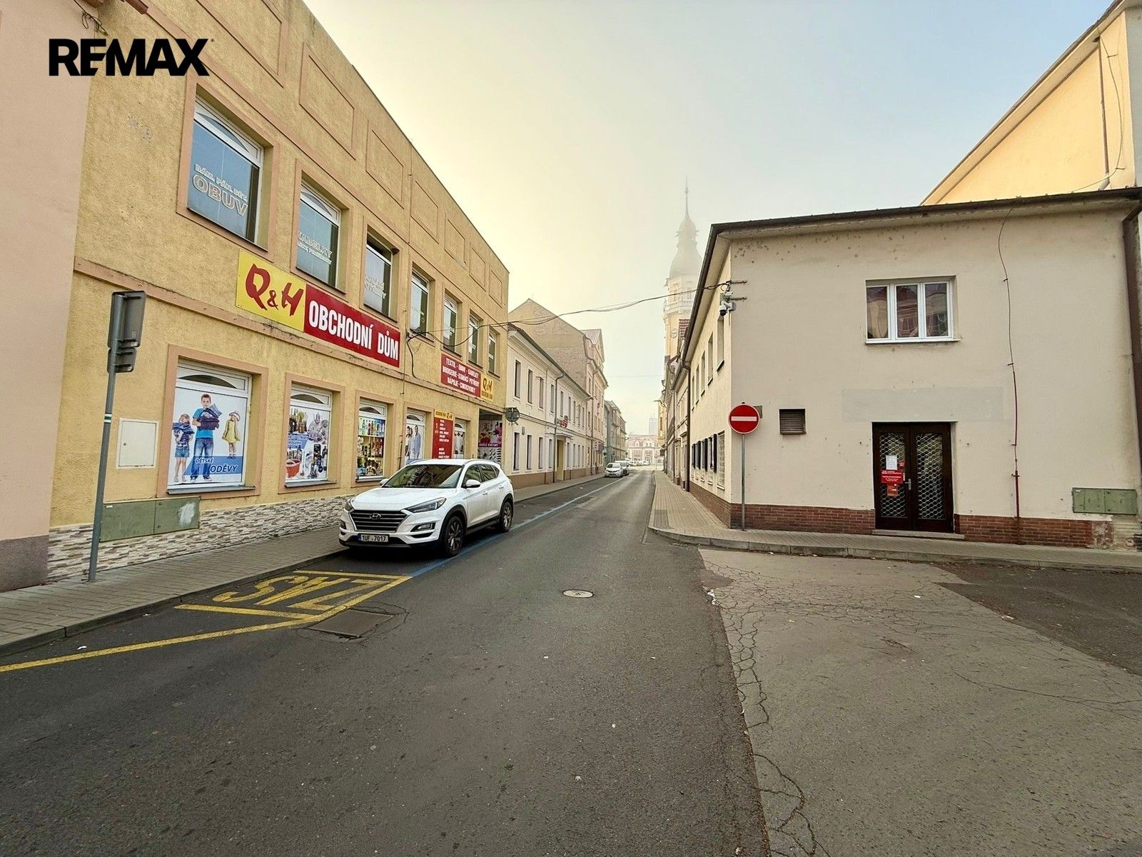 Prodej komerčního prostoru 467 m² - foto 2