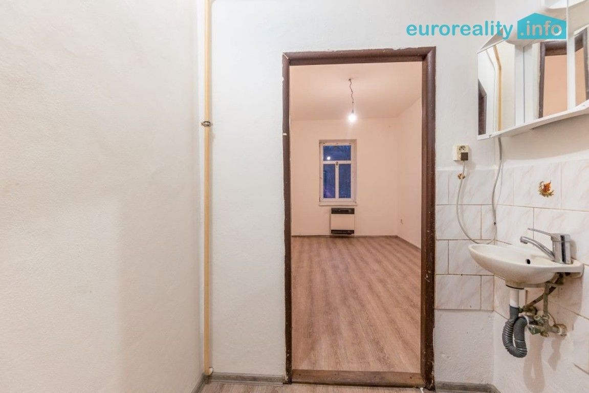 Prodej bytu 1+kk 17 m² - foto 6
