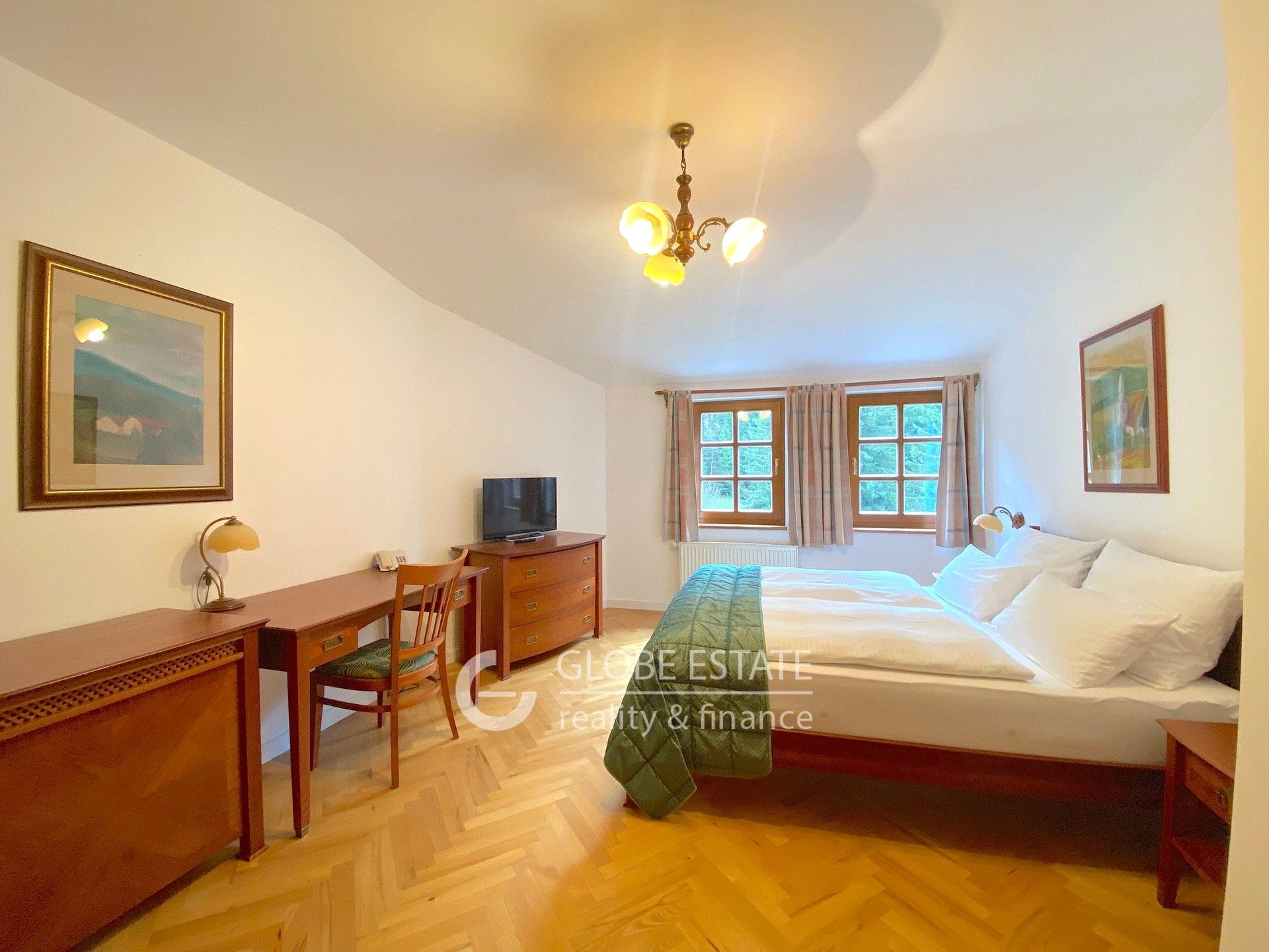 Pronájem bytu 2+kk 53 m² - foto 1