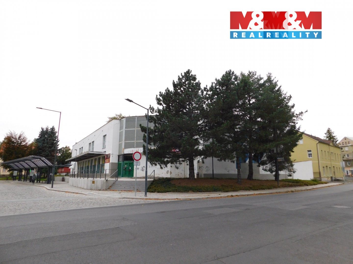 Pronájem komerčního prostoru 2400 m² - foto 10