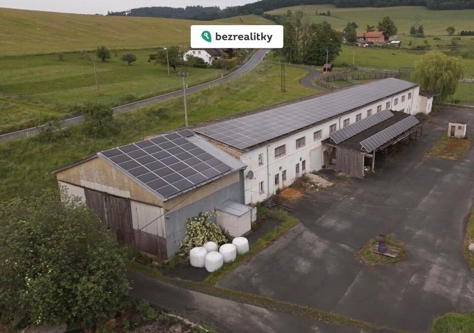 Prodej nemovitosti 1400 m² - foto 3