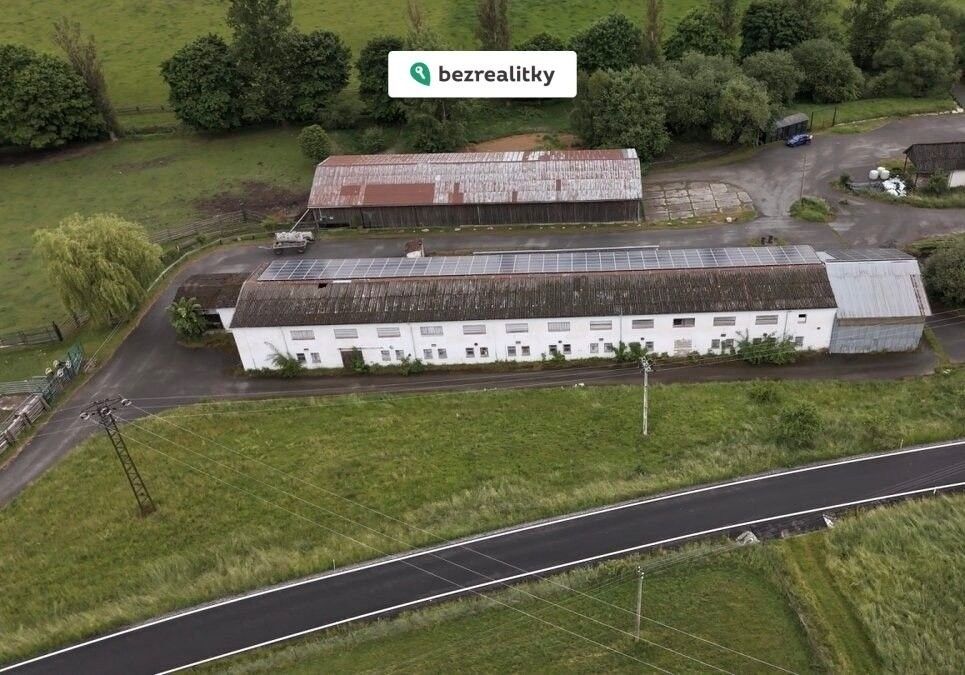 Prodej nemovitosti 1400 m² - foto 1